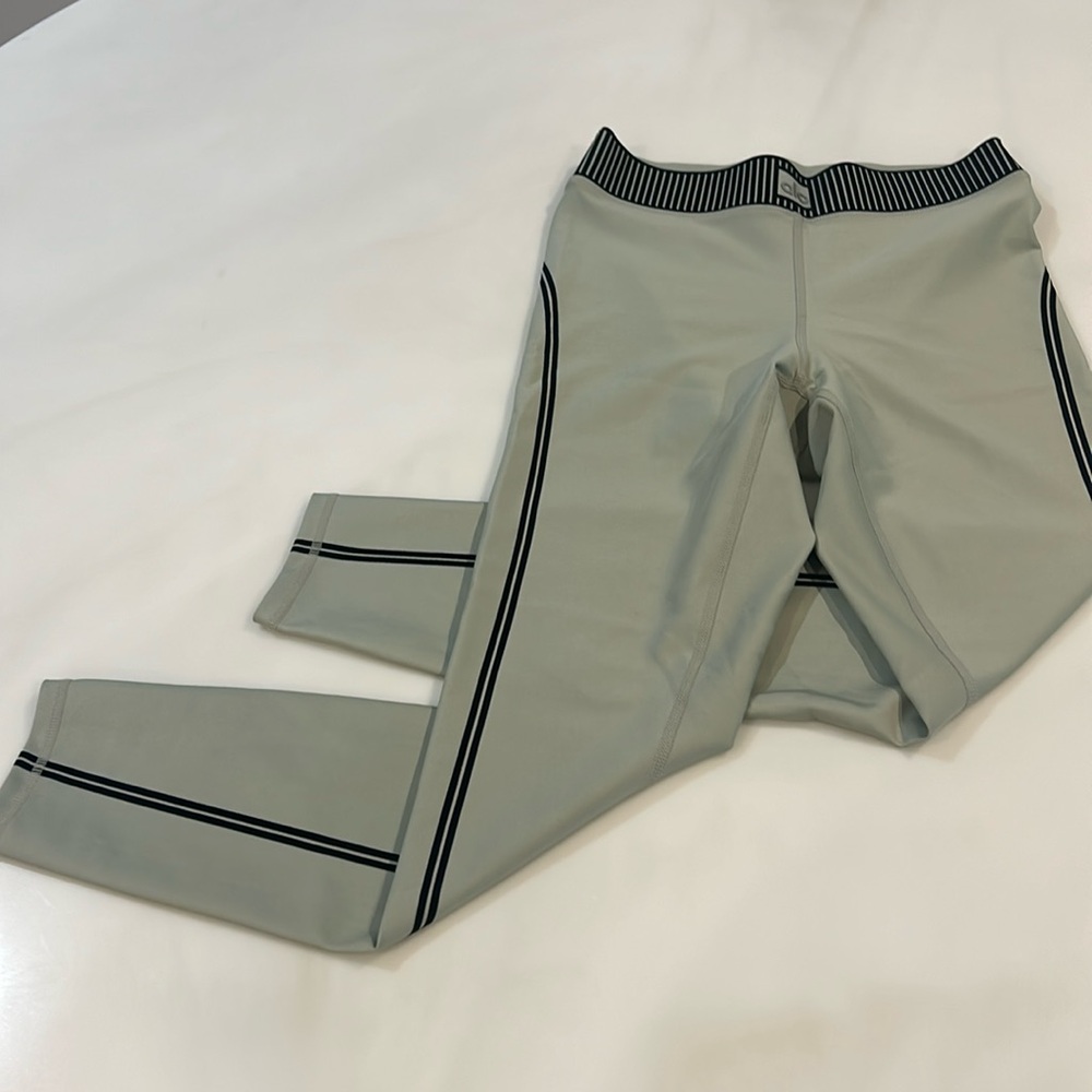 Sage Green Alo Leggings